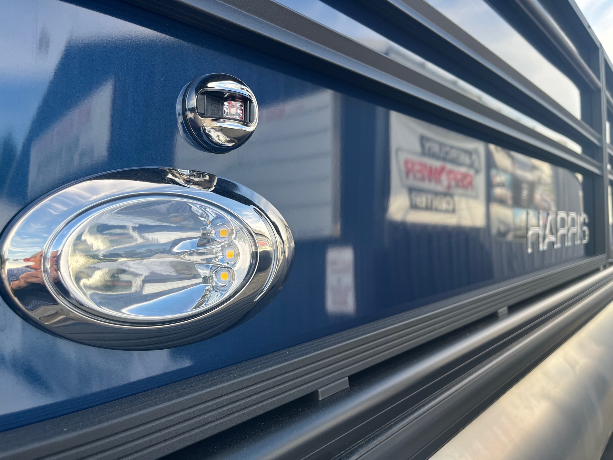 2023 Harris Sunliner 230 with 200HP Mercury - Photo 6